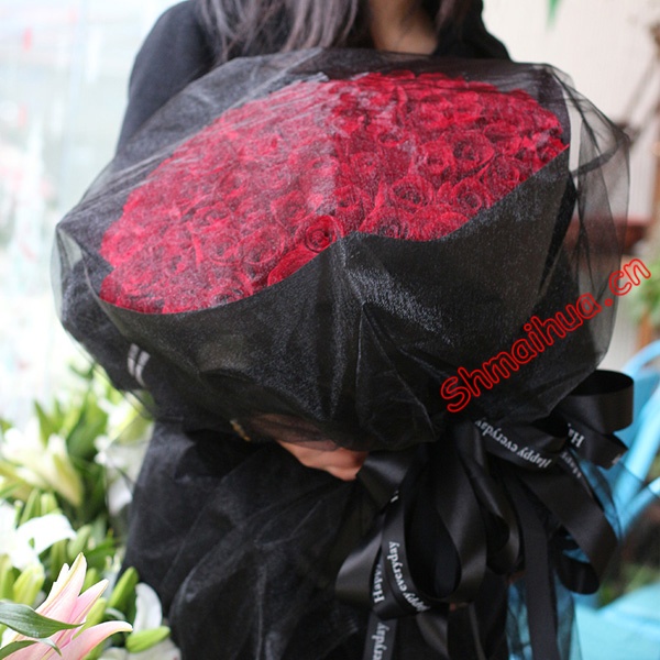 情系今生-99支精品红玫瑰，黑纱精美包扎