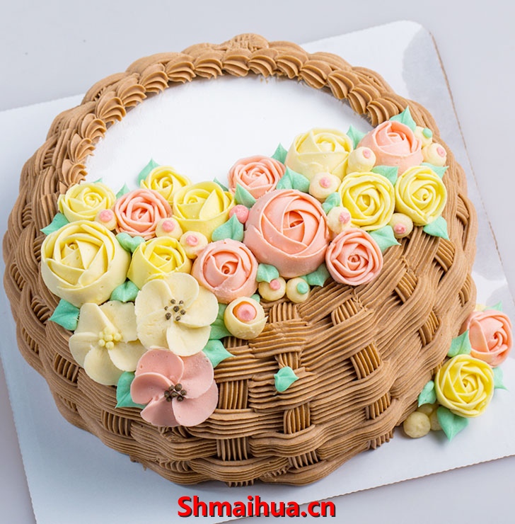 盛满的爱-8寸/2磅 圆形鲜奶蛋糕，花朵盛满篮子形象创意蛋糕